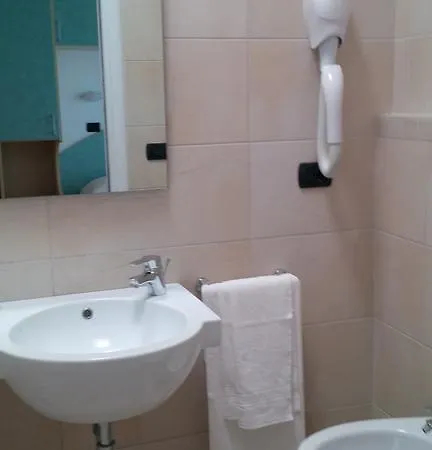 Trocadero Ξενοδοχείο 2*