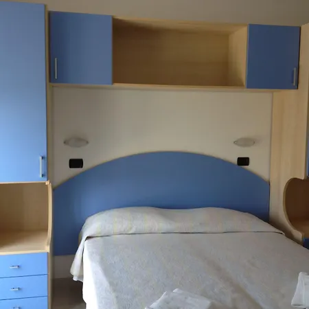 特罗卡德罗酒店 酒店 2*