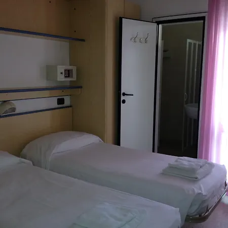 Trocadero 2* Ριτσιόνε