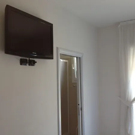Trocadero Отель