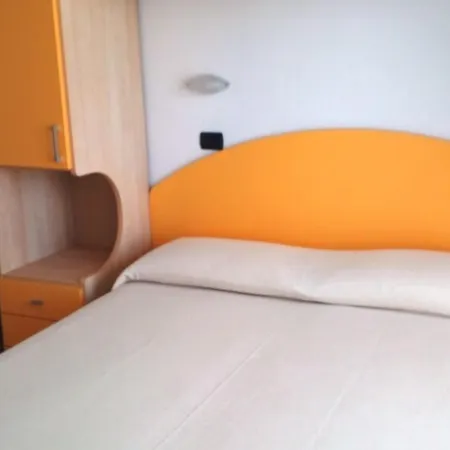 特罗卡德罗酒店 里乔内