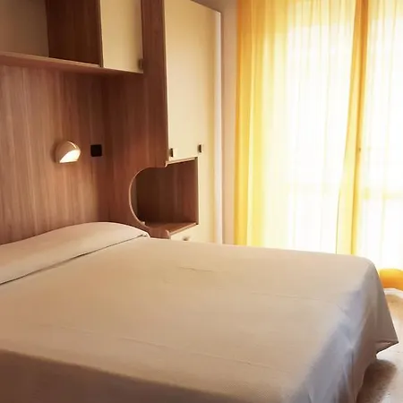 特罗卡德罗酒店